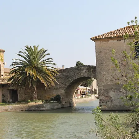 Le Jardin Du Somail * Le Somail
